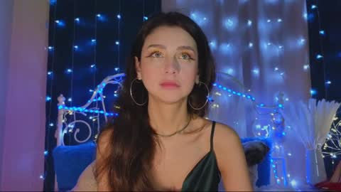 Snapshot of funny_whotsss chatting on 01/17/25, 04:17 Tiffany online show from 01/17/25, 04:17