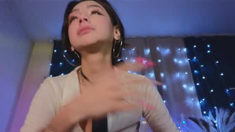 Snapshot of funny_whotsss chatting on 02/02/25, 01:23 Tiffany online show from 02/02/25, 01:23