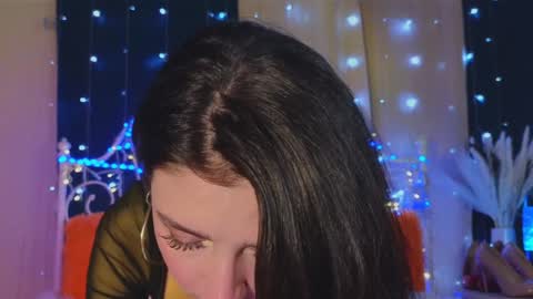 Snapshot of funny_whotsss chatting on 02/06/25, 12:11 Tiffany online show from 02/06/25, 12:11