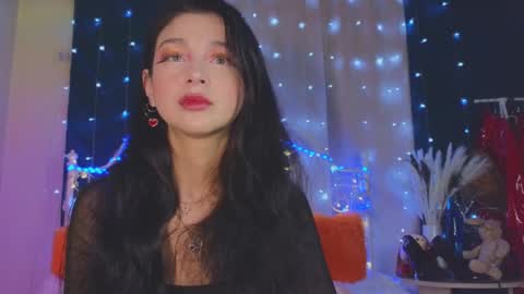 Snapshot of funny_whotsss chatting on 02/17/25, 12:32 Tiffany online show from 02/17/25, 12:32