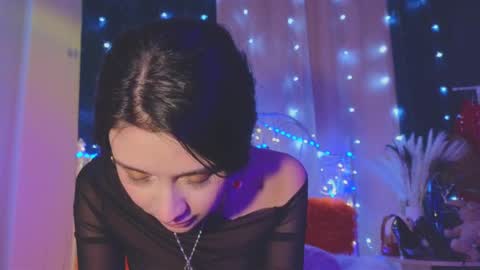 Snapshot of funny_whotsss chatting on 02/19/25, 04:12 Tiffany online show from 02/19/25, 04:12