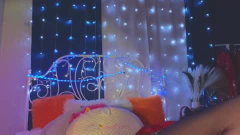 Snapshot of funny_whotsss chatting on 02/23/25, 11:47 Tiffany online show from 02/23/25, 11:47