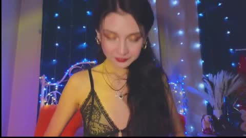 Snapshot of funny_whotsss chatting on 03/05/25, 12:05 Tiffany online show from 03/05/25, 12:05