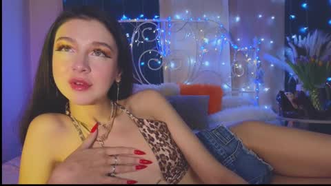 Snapshot of funny_whotsss chatting on 03/05/25, 11:38 Tiffany online show from 03/05/25, 11:38