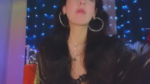 Snapshot of funny_whotsss chatting on 03/08/25, 03:39 Tiffany online show from 03/08/25, 03:39