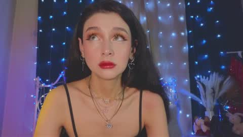 Snapshot of funny_whotsss chatting on 03/12/25, 11:54 Tiffany online show from 03/12/25, 11:54