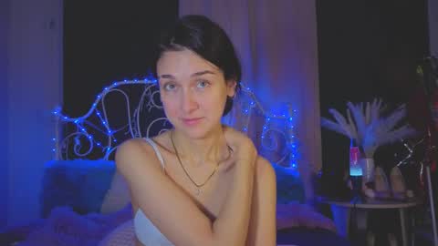 Snapshot of funny_whotsss chatting on 09/20/25, 01:28 Tiffany online show from 09/20/25, 01:28