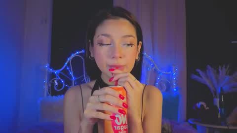 Snapshot of funny_whotsss chatting on 10/25/25, 11:43 Tiffany online show from 10/25/25, 11:43