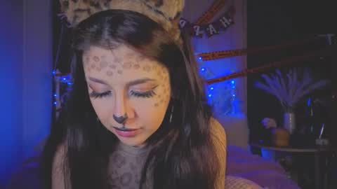 Snapshot of funny_whotsss chatting on 11/02/25, 01:19 Tiffany online show from 11/02/25, 01:19