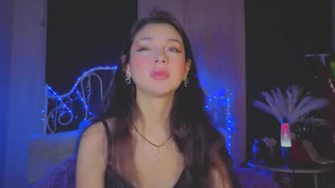 Snapshot of funny_whotsss chatting on 11/15/25, 09:54 Tiffany online show from 11/15/25, 09:54