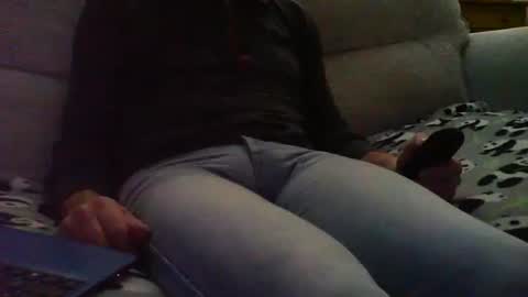 Snapshot of funslimguy chatting on 01/24/25, 11:45 Funslimguy online show from 01/24/25, 11:45