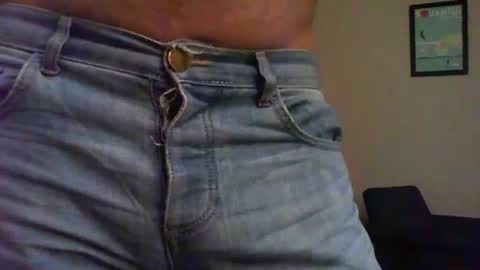 Snapshot of funslimguy chatting on 02/06/25, 09:06 Funslimguy online show from 02/06/25, 09:06