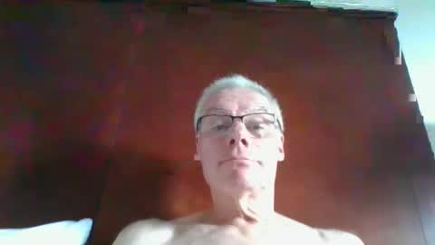 Snapshot of funslimguy chatting on 09/28/25, 11:54 Funslimguy online show from 09/28/25, 11:54