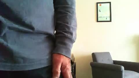 Snapshot of funslimguy chatting on 10/07/25, 10:34 Funslimguy online show from 10/07/25, 10:34