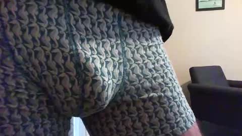 Snapshot of funslimguy chatting on 10/20/25, 04:29 Funslimguy online show from 10/20/25, 04:29