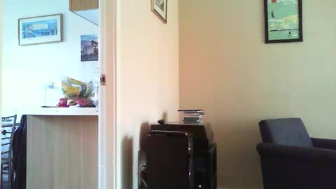 Snapshot of funslimguy chatting on 10/27/25, 03:38 Funslimguy online show from 10/27/25, 03:38