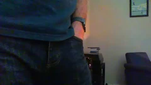 Snapshot of funslimguy chatting on 11/13/25, 04:06 Funslimguy online show from 11/13/25, 04:06