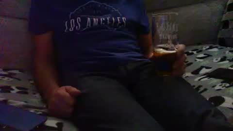 Snapshot of funslimguy chatting on 11/21/25, 08:51 Funslimguy online show from 11/21/25, 08:51