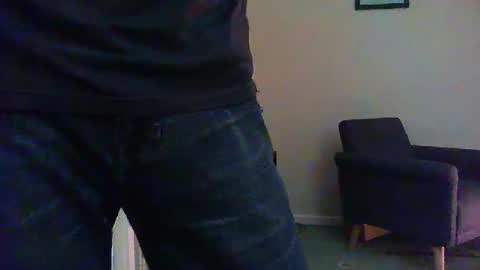 Snapshot of funslimguy chatting on 11/26/25, 04:08 Funslimguy online show from 11/26/25, 04:08