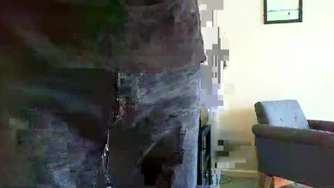 Snapshot of funslimguy chatting on 12/02/25, 10:31 Funslimguy online show from 12/02/25, 10:31