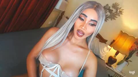Snapshot of funtastic_harlow chatting on 04/28/26, 07:57 Maddonna online show from 04/28/26, 07:57