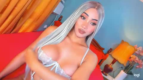 Snapshot of funtastic_harlow chatting on 06/16/26, 07:22 Maddonna online show from 06/16/26, 07:22