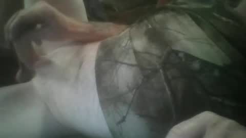 Snapshot of funthum19 chatting on 11/25/25, 07:25 funthum19 online show from 11/25/25, 07:25