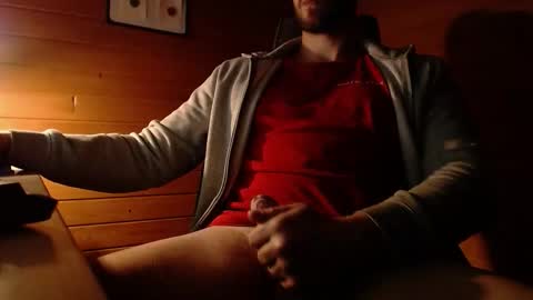 Snapshot of funtimezwitherik chatting on 11/09/25, 07:45 Erik online show from 11/09/25, 07:45