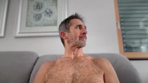 Brad online show from 01/06/26, 01:48