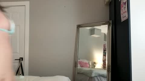 Snapshot of funwithmay chatting on 04/23/26, 02:02 May online show from 04/23/26, 02:02