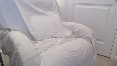 Snapshot of furring chatting on 03/08/25, 08:22 furring online show from 03/08/25, 08:22