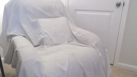 Snapshot of furring chatting on 10/13/25, 10:54 furring online show from 10/13/25, 10:54