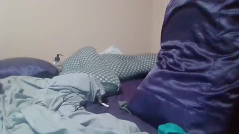 Snapshot of fusion1974 chatting on 02/25/26, 09:24 fusion1974 online show from 02/25/26, 09:24