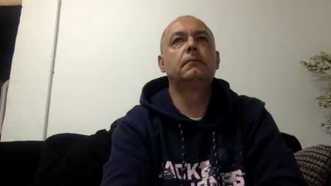 Snapshot of futbolin95 chatting on 04/08/26, 11:27 futbolin95 online show from 04/08/26, 11:27