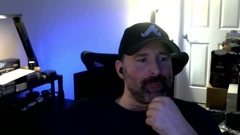 Snapshot of fuzz08 chatting on 05/19/26, 10:54 fuzz08 online show from 05/19/26, 10:54