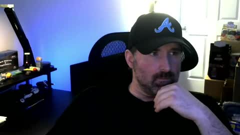 Snapshot of fuzz69_ chatting on 04/02/26, 06:27 fuzz69_ online show from 04/02/26, 06:27