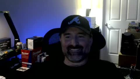 Snapshot of fuzz69_ chatting on 04/21/26, 01:42 fuzz69_ online show from 04/21/26, 01:42