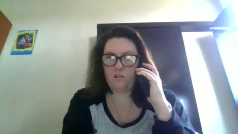 Snapshot of fuzzypeaches87 chatting on 03/09/26, 04:55 fuzzypeaches87 online show from 03/09/26, 04:55