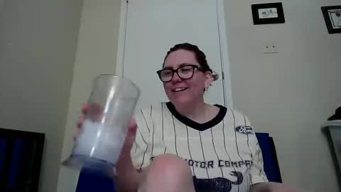 fuzzypeaches87 online show from 05/28/26, 03:53