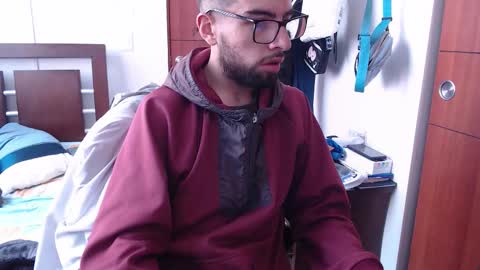 Snapshot of fvckhorneyguy chatting on 02/10/26, 04:00 andrew online show from 02/10/26, 04:00