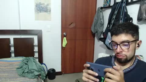 andrew online show from 06/02/26, 03:52