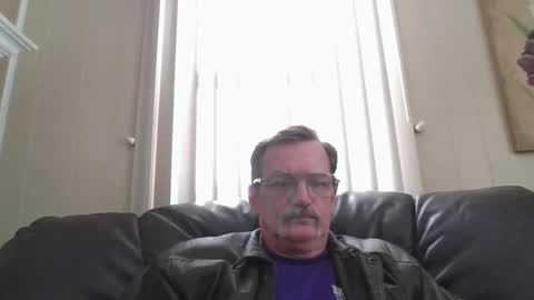 Snapshot of fxson8 chatting on 02/27/25, 03:48 fxson8 online show from 02/27/25, 03:48