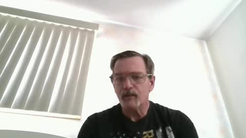 Snapshot of fxson8 chatting on 02/28/25, 04:20 fxson8 online show from 02/28/25, 04:20