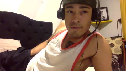 Snapshot of fxxlxlxvx chatting on 10/12/25, 03:27 fxxlxlxvx online show from 10/12/25, 03:27