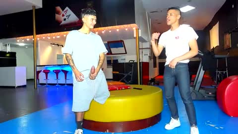 Snapshot of fyotty chatting on 12/07/24, 06:15 FYOTTY online show from 12/07/24, 06:15