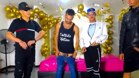 Snapshot of fyotty chatting on 01/10/25, 07:21 FYOTTY online show from 01/10/25, 07:21