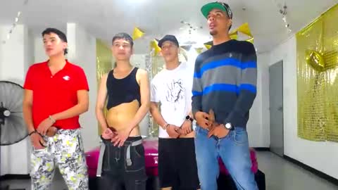 Snapshot of fyotty chatting on 02/20/25, 06:46 FYOTTY online show from 02/20/25, 06:46