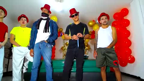 Snapshot of fyotty chatting on 03/11/25, 06:52 FYOTTY online show from 03/11/25, 06:52