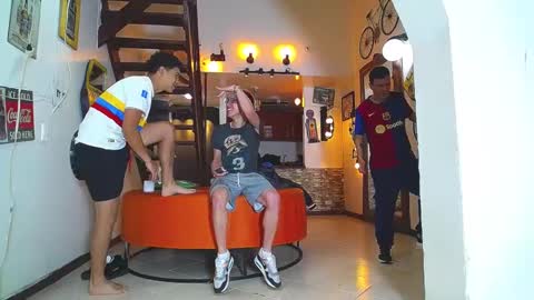 Snapshot of fyotty chatting on 10/14/25, 11:33 FYOTTY online show from 10/14/25, 11:33