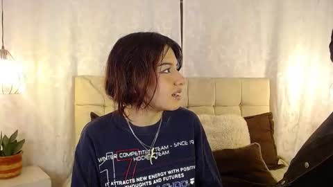 Snapshot of fyreandfox_ chatting on 03/12/25, 02:34 FIRE AND FOX online show from 03/12/25, 02:34